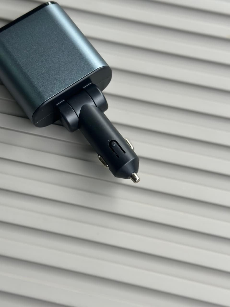 Smart car charger (120 W)